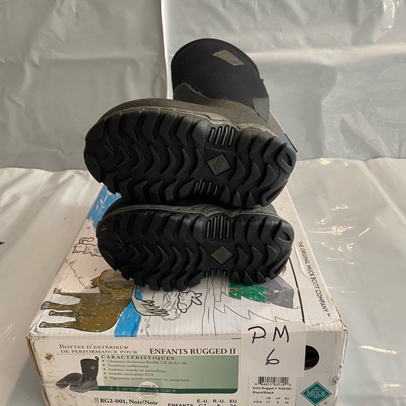 Kids Rugged Muck Boots Black size toddler seven - Picture 3 of 4